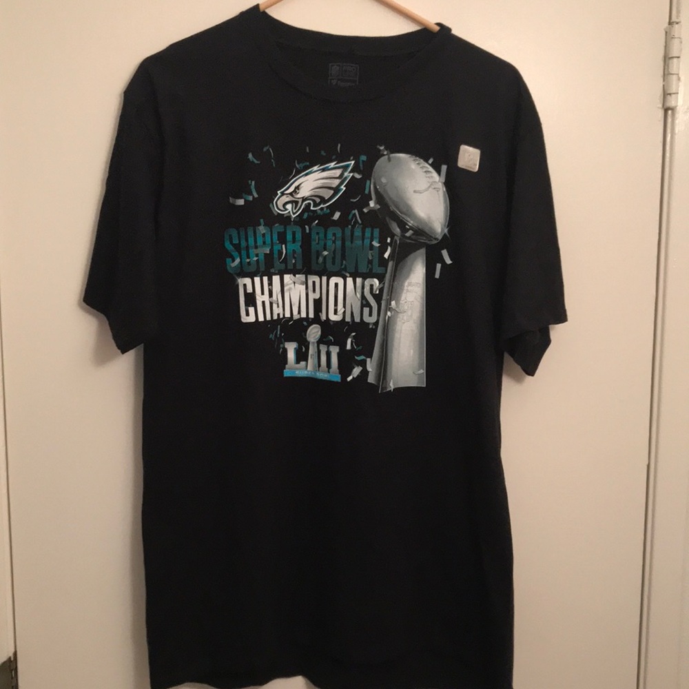 Eagles SB graphic shirt